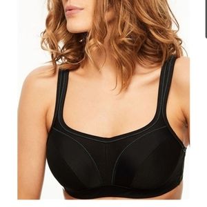 Chantelle High Impact Convertible Sports Bra Black